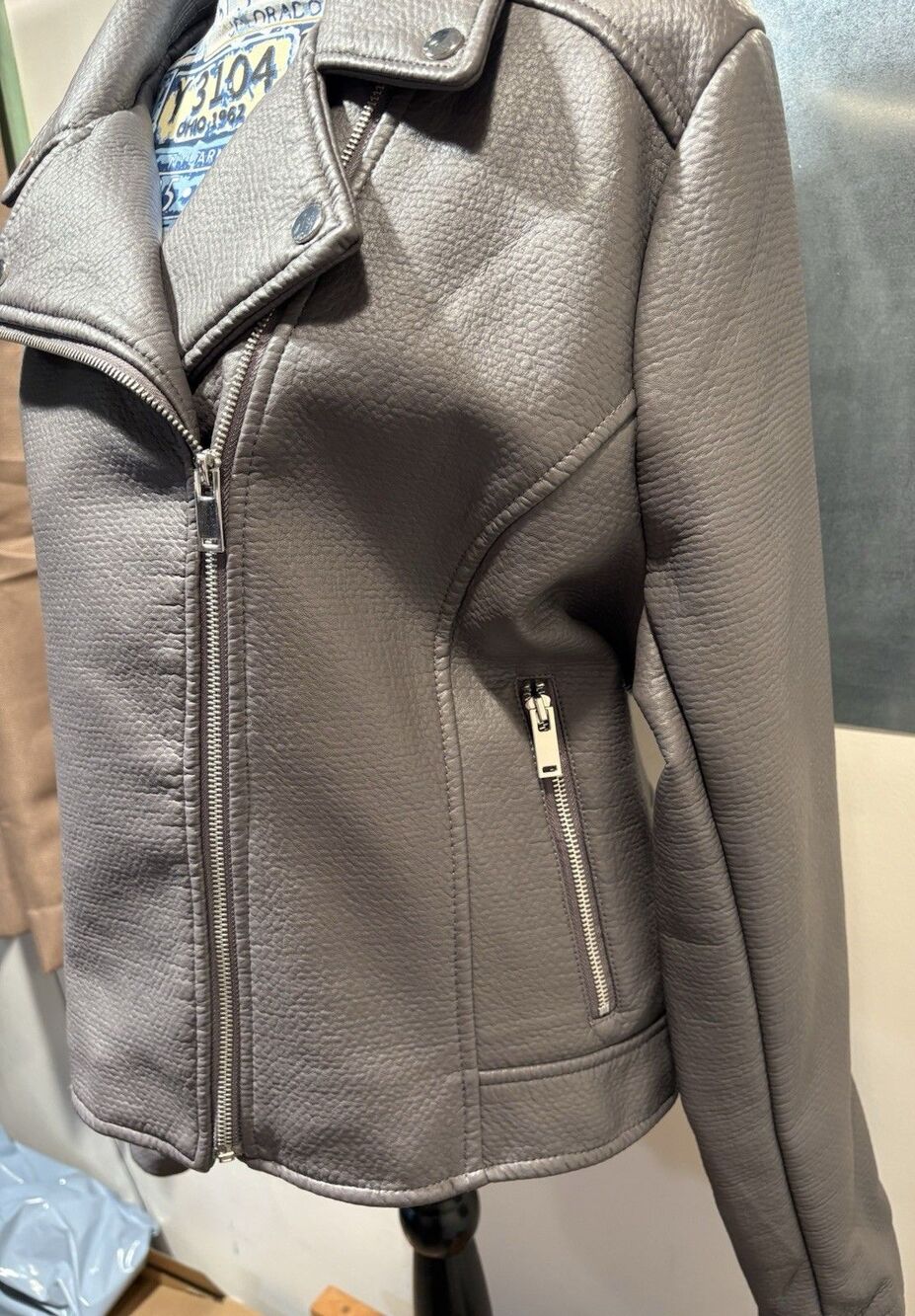 Motorcycle Jacket Asymmetrical Zip New York & Co Faux Leather Gray XXL NWOT - Picture 9 of 16